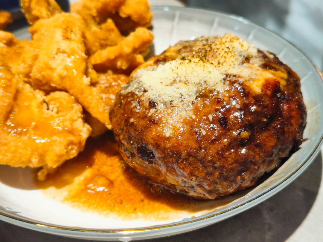 (中山國中站美食)超厚手打漢堡排-粗堡漢堡排,隱身於松山巷弄內午間限定平價漢堡排! @Nancy將的生活筆計本 (中山國中站美食)超厚手打漢堡排-粗堡漢堡排,隱身於松山巷弄內午間限定平價漢堡排! @Nancy將的生活筆計本