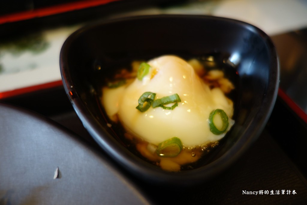 (台北車站)台式風味的銀座拉麵~一個不小心有點被ㄌㄟˊ到個感覺 @Nancy將的生活筆計本