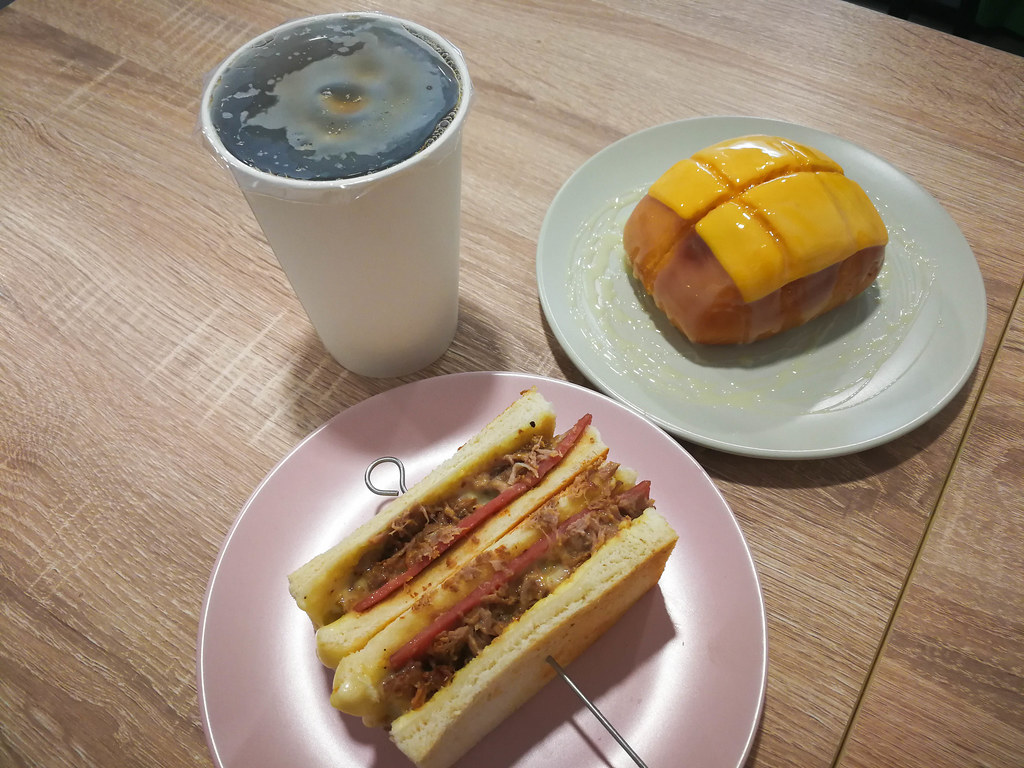 (忠孝復興站)台北早午餐-福來早餐FOOD LIFE 安東店,近SOGO旁,板烤吐司,起司煉乳炸饅頭 @Nancy將的生活筆計本
