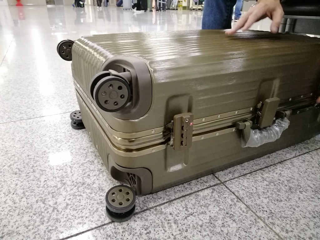 (生活/開箱/旅行)台灣品牌With Me 與我旅行箱,好推耐用,價格實惠高質感設計款行李箱,迎接後續每一趟假期旅遊 @Nancy將的生活筆計本