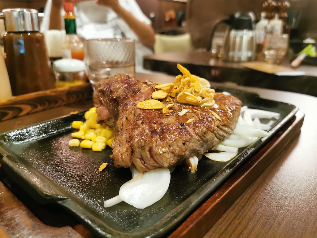 (南港捷運站)Ikinari Steak Taiwanw日本著名的立食牛排,台灣首家分店就在台北南港CITY LINK,牛排以克數計費高CP值牛排 @Nancy將的生活筆計本