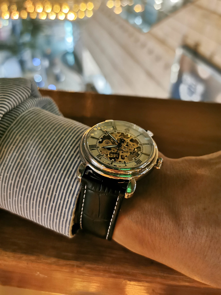 (穿搭/手錶)來自香港的設計師品牌-擁有30年精緻工藝-LOBOR大都會系列手錶,石英錶,簍空機械錶 @Nancy將的生活筆計本